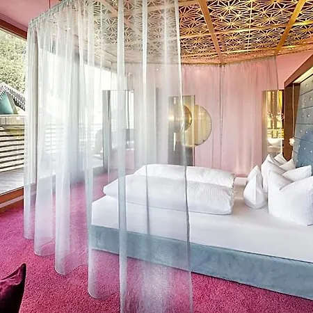 Gams Zu Zweit Otel
